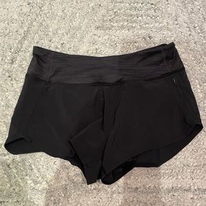 Outdoor Voices Hudson 2.5” Short